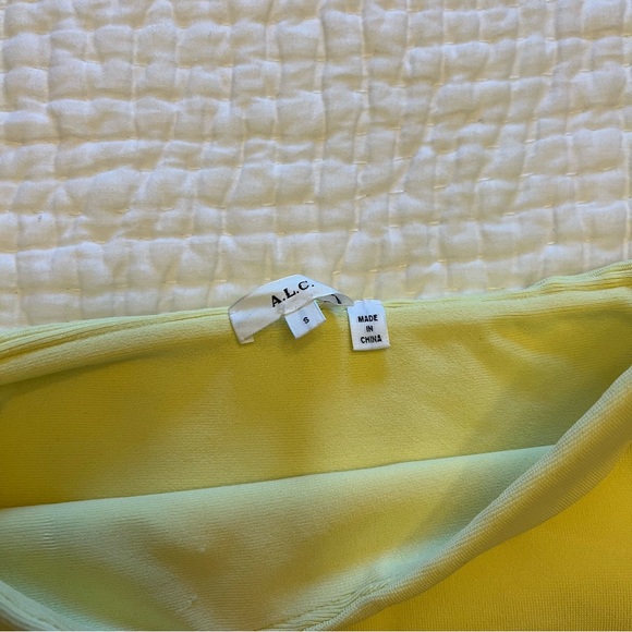 A.L.C. Dean Top in Citrine Yellow Size Small - Picture 4 of 5